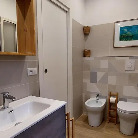 By Interhome بيسْكيتْشّي